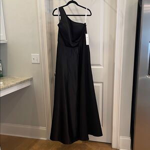 JJs House Black Side Strap Gown